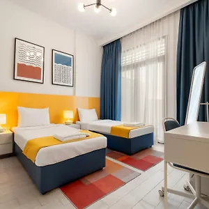 Izzzi Life Mint Aparthotel